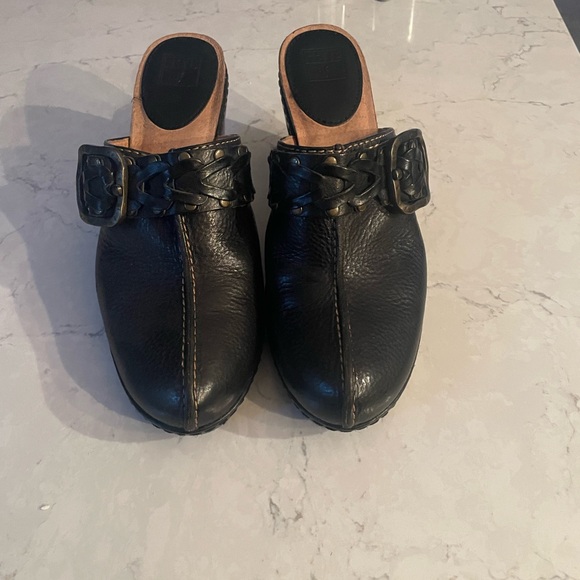 Frye clogs - Picture 5 of 5
